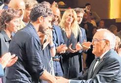 Venedik’te Filistin için alkış tufanı