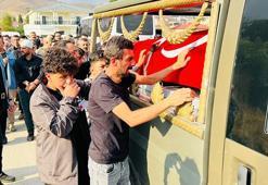 Şehit Ziyar Koparan dualar ve gözyaşlarıyla toprağa verildi