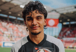 Can Uzun maça damga vurdu! Eintracht Frankfurt 3 golle kazandı