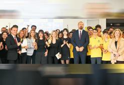 Demirören Medya Lisesi’nde ilk ders zili çaldı