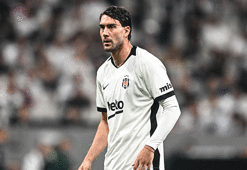 Dusan Vlahovic'ten Sırbistan'a kötü haber! 4 maç kaçıracak