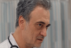 BİYOGRAFİ 📍 Kutsi kimdir, kaç yaşında? Bir zamanların Doktorlar Levent'i Kutsi nereli? İşte hayatı ve kariyeri