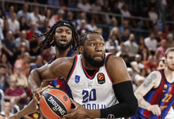 Anadolu Efes'ten EuroLeague'e tatsız başlangıç! Barcelona'ya son çeyrekte kaybettiler