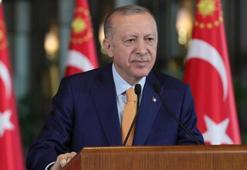 Cumhurbaşkanı Erdoğan, milli boksör Hatice Akbaş'ı tebrik etti