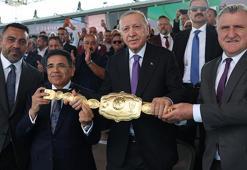 Cumhurbaşkanı Erdoğan, ‘Yağlı Güreş Cumhurbaşkanlığı Kupası’ ödül törenine katıldı