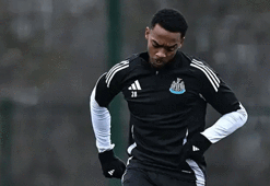 Beşiktaş'ta en büyük hedef Joe Willock! 2 isimle yollar ayrılacak