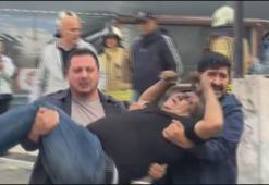 Kadıköy’de 8 katlı binayı alevler sardı! Yangında mahsur kalanlar var