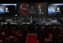 Beşiktaş Başkanı Serdal Adalı, İdari ve Mali Genel Kurul'da ibra edildi