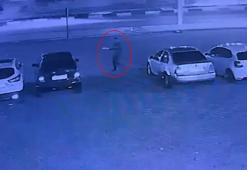 6 otomobili benzin dökerek ateşe verdi, polise teslim oldu