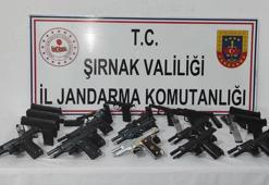 Şırnak'ta 3 tırda uyuşturucu ve silah ele geçirildi