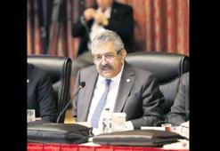 MHP’li Yıldız’dan fon krizi için anayasa hatırlatması