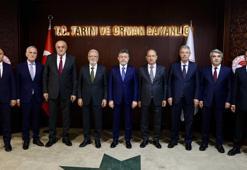 Bakan Yumaklı şeker sektörü temsilcileriyle görüştü
