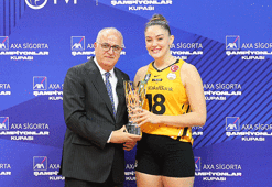 VakıfBank'ta Zehra Güneş'ten şampiyonluk sözleri! 'Büyük bir motivasyon'