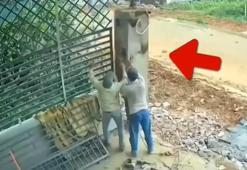 İkisi de ne yapacağını bilemedi... Beton kolondan kaçarken altında kaldı! Feci ölüm kamerada