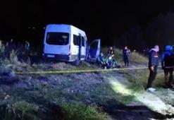 Kayseri'de feci kaza! İki işçi servisi ile iş makinesi çarpıştı: 1 ölü, 15 yaralı