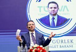 Adalet Bakanı Gürlek, TÜGVA'nın eğitim kampında gençlerle bir araya geldi