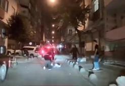 Esenler'de iki kız arkadaş arasında kavga! Saçından tutup yerde sürükledi