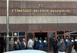 Etimesgut Belediyesi'ne operasyon: Çok sayıda kişi gözaltına alındı