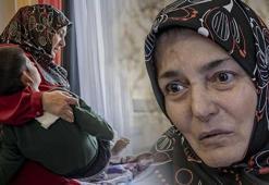 Doktorların '3 günden fazla yaşamaz' dedikleri oğluna 22 yıldır gözü gibi bakıyor