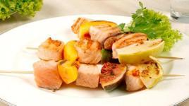 Meyveli somon şiş nasıl yapılır?