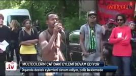 Mültecilerin çatıdaki eylemi devam ediyor