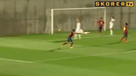 Genç Barçalı'dan muhteşem gol