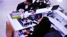 Evlilik programına talip olarak katılan şahsın hırsızlık anları kamerada
