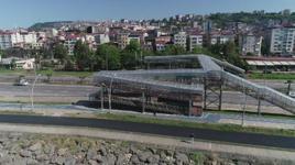 Karadeniz'deki labirenti andıran üst geçitler görenleri şaşırtıyor