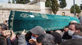 Ünlülerin hocası Salih Memişoğlu son yolculuğuna uğurlandı