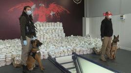 3 bin 860 kilo esrar, 99 bin uyuşturucu hap ele geçirildi