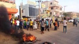 Sudan'da darbe! Halkla ordu çatışıyor, ülke yangın yerine döndü