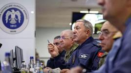 Bakan Akar: Mehmetçiğin nefesi teröristlerin ensesinde