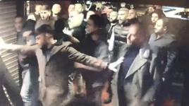 Sarallar'dan eğlence mekanına haraç baskını! Görüntüler ortaya çıktı