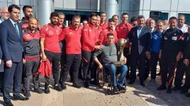 Ampute Milli Takımı'ndan gazilere ziyaret