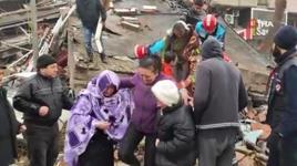 Depremin acı bilançosunu çekilen görüntüler gözler önüne serdi