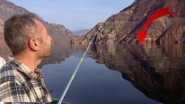 Sokaklarında gezdiklerin ilçenin üzerinde artık balık tutuyorlar