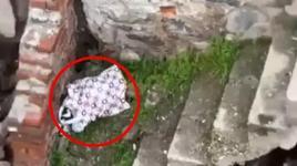 Ekipler ihbar üzerine harekete geçti! Metruk binada poşet içinde bebek bulundu