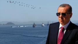 KKTC'nin başkenti Lefkoşa'da, Kıbrıs Barış Harekatı'nın 50. yılında, 20 Temmuz Barış ve Özgürlük Bayramı geçit töreni düzenlendi.