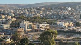 İncir toplarken bir buçuk metrelik engerek yılanıyla karşılaştı