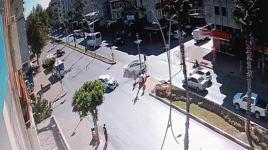 Kırmızı ışık ihlali feci kazayı beraberinde getirdi 