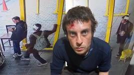 Beyoğlu'nda polise bıçakla saldıran zanlının annesi konuştu: Gece evde nöbetleşe uyuyorduk