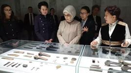 Emine Erdoğan'dan, Kırgız Cumhuriyeti Milli Tarih Müzesi'ne ziyaret