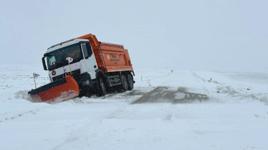 Edirne'de iş makineleri kara saplandı
