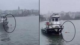 Fatih'te bir kadın denize düştü! Dehşet anları kameraya takıldı
