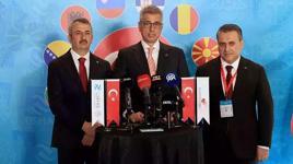 Bakan Memişoğlu'ndan deprem açıklaması: Şu anda hastanelerimizde 32 yaralımız var