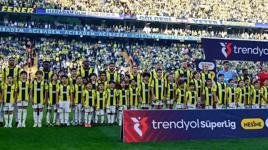 Fenerbahçe'de taraftardan yönetime istifa tepkisi!