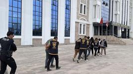Masaj salonlarına fuhuş operasyonu: 7 şüpheli gözaltına alındı