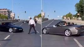 Arnavutköy'de trafik magandaları düğün konvoyunda tehlike saçtı