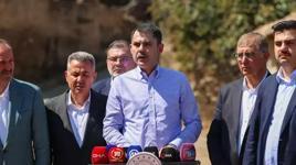 Bakan Kurum'dan yangında zarar gören köylere ziyaret