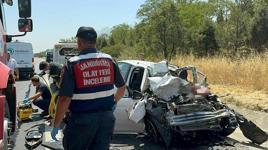 Tekirdağ'da katliam gibi kaza! Kamyon ile otomobil çarpıştı: 4 ölü